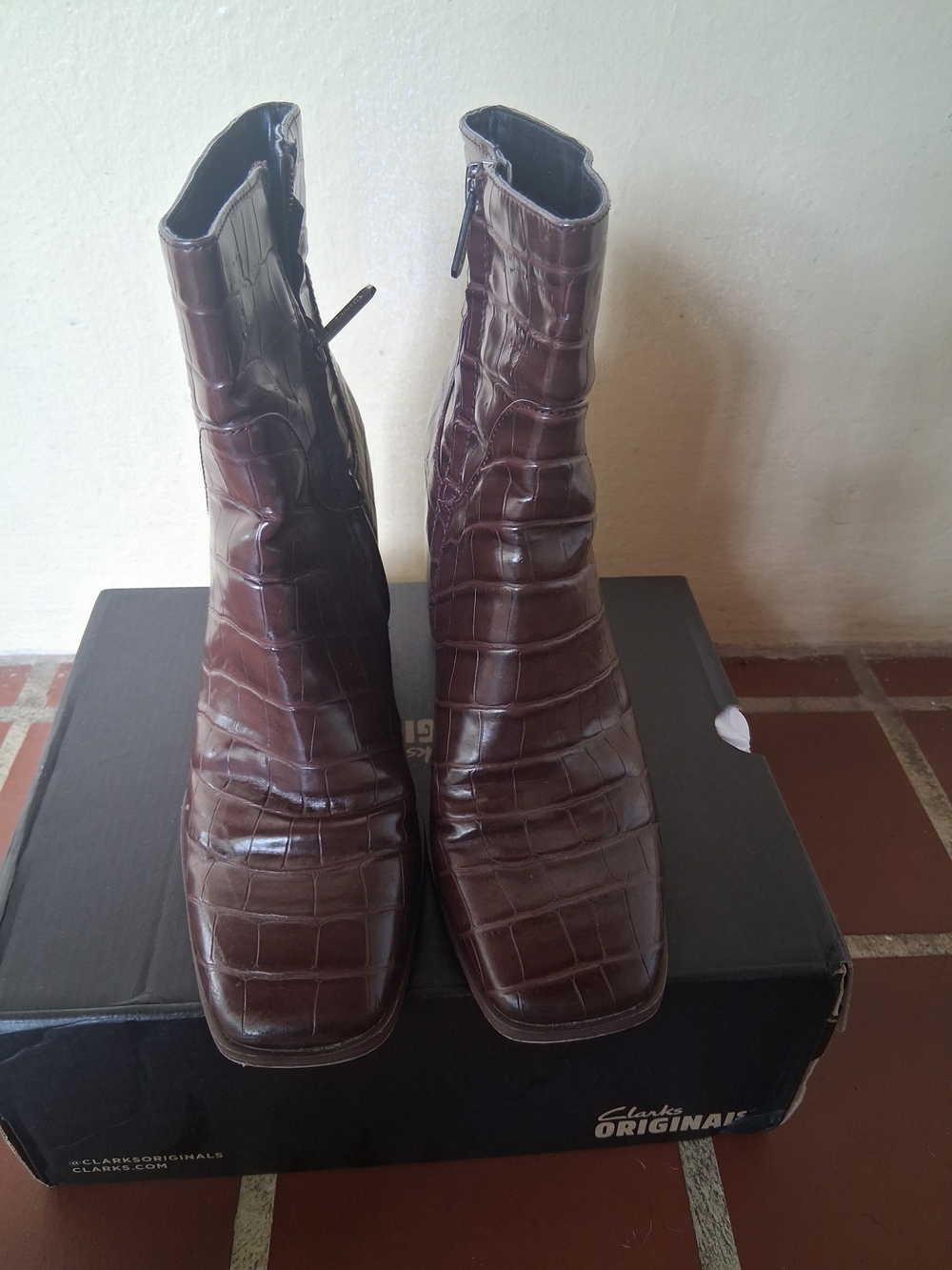 Circus by Sam Edelman Brown Croc-Embossed Square Toe Ankle Boots